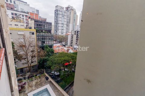 Image 18 - 321683
