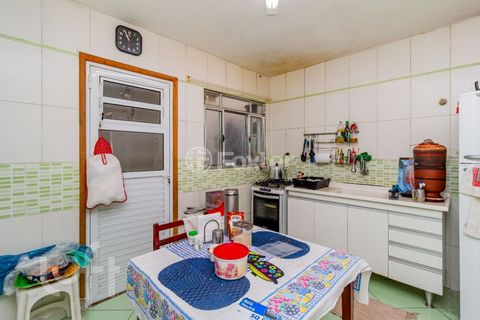 Image 10 - 322560