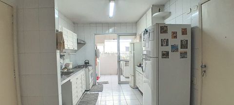 Image 10 - 322573