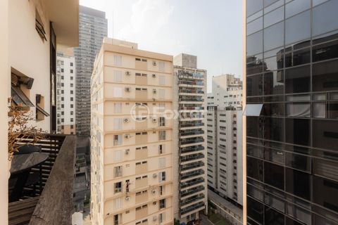 Image 18 - 323667