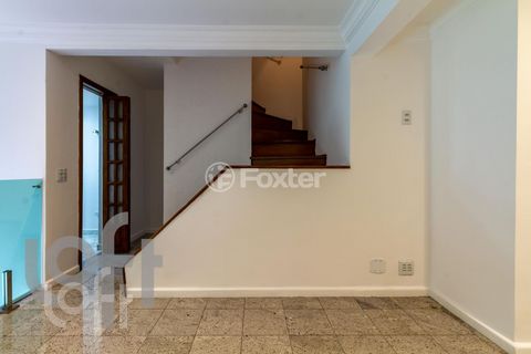 Image 7 - 323884