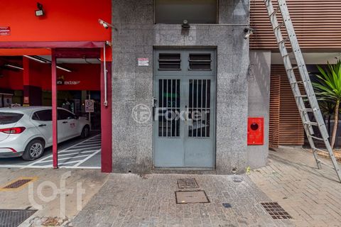 Image 17 - 324141