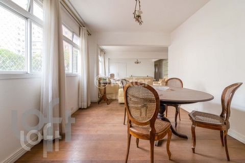 Image 17 - 324551