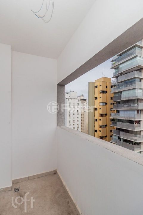 Image 3 - 325980