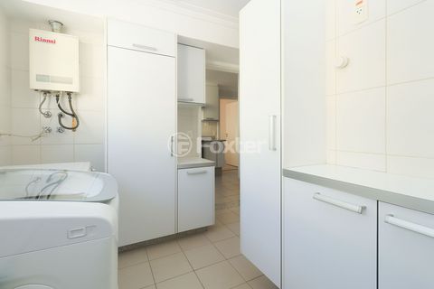 Image 17 - 326133