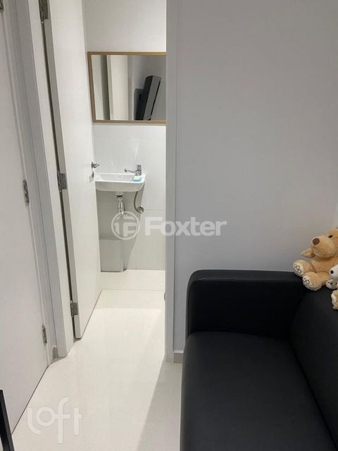 Image 16 - 327218