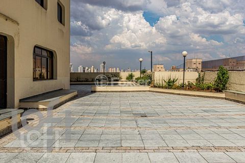 Image 4 - 327272