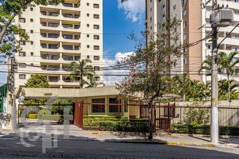Image 6 - 327272