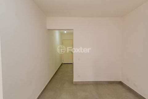 Image 10 - 328564