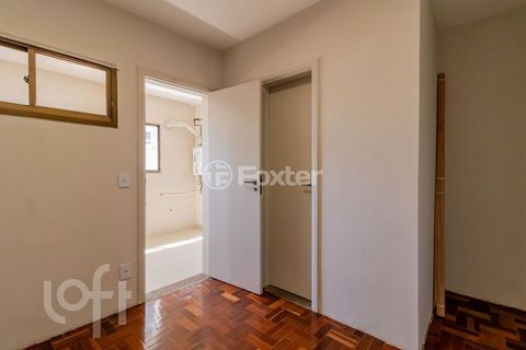 Image 11 - 328715