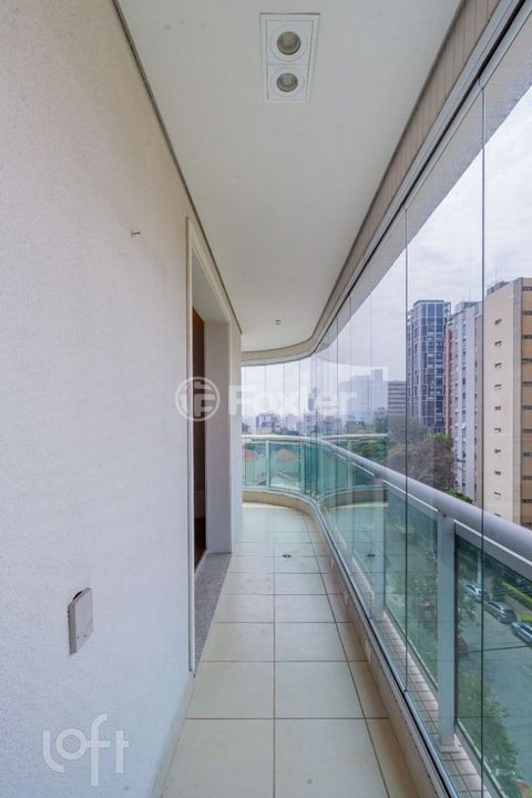 Image 5 - 329333