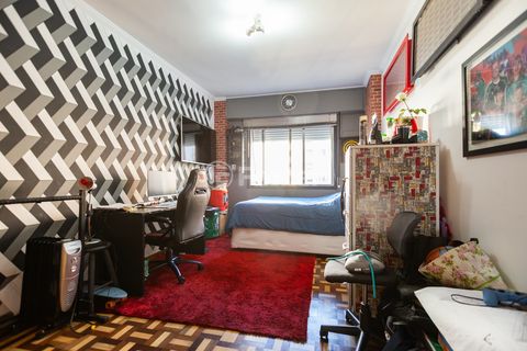 Image 15 - 329693