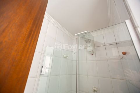 Image 17 - 329693