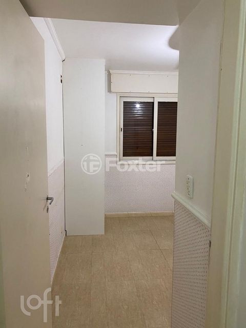 Image 8 - 331762