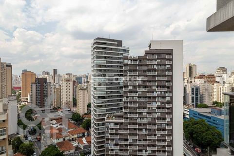 Image 0 - 332636