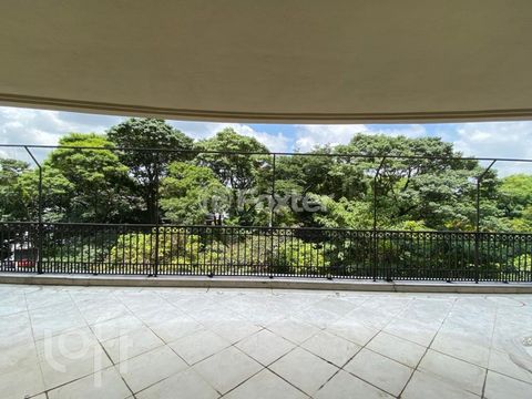 Image 7 - 333311
