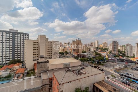 Image 8 - 333948