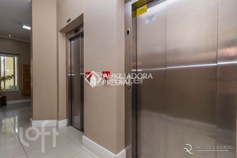 Image 17 - 338635