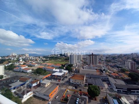 Image 17 - 365768