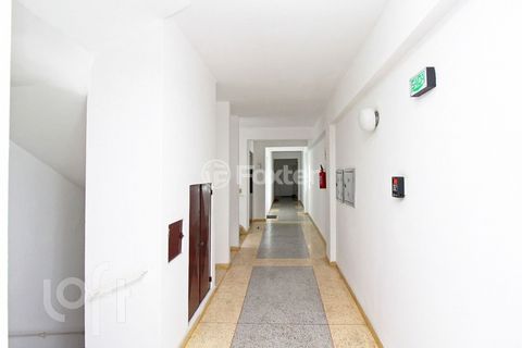 Image 17 - 369019