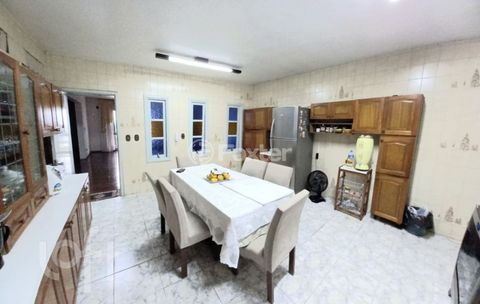 Image 6 - 371084