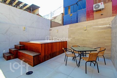 Image 9 - 372575