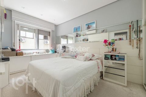 Image 4 - 373265