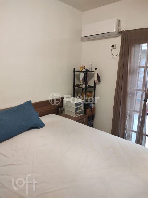 Image 19 - 373434