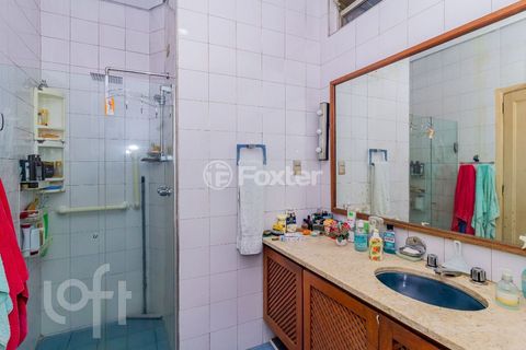 Image 17 - 376455