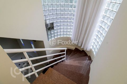 Image 7 - 377652