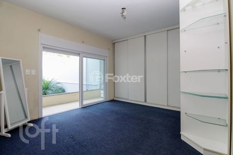 Image 11 - 377652