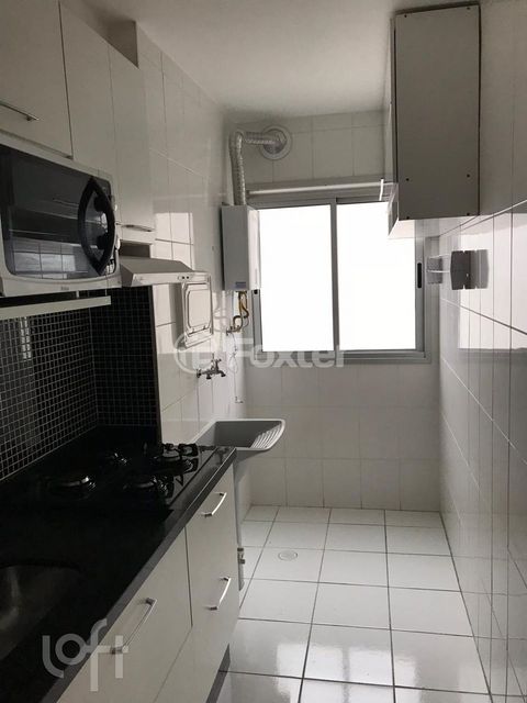 Image 10 - 381550