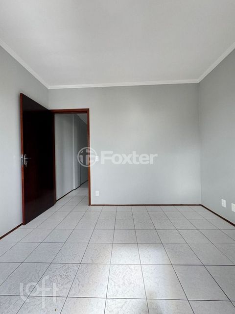 Image 3 - 385019