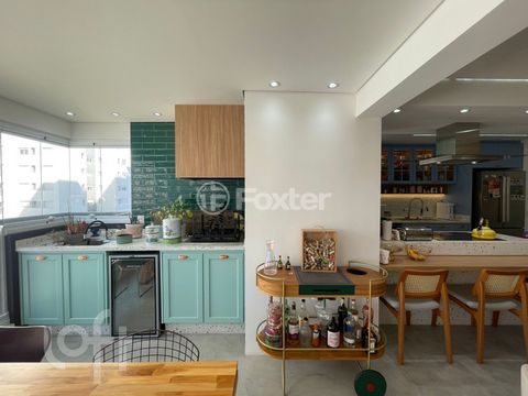 Image 7 - 386427