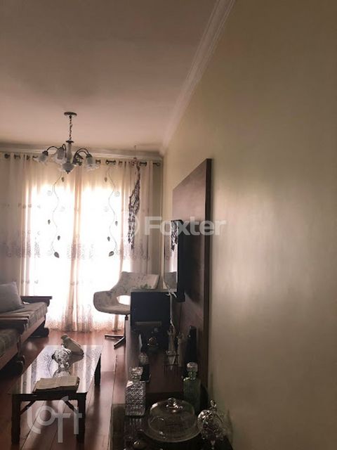 Image 19 - 391658