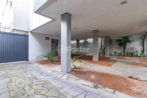 Image 11 - 393703
