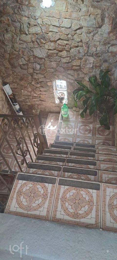 Image 17 - 395571