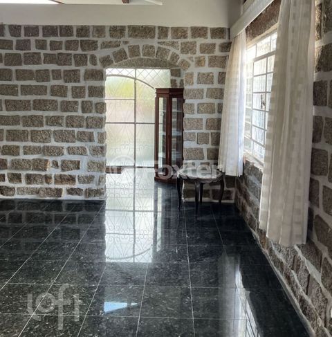 Image 5 - 395669