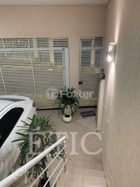 Image 1 - 402023