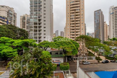 Image 17 - 404646
