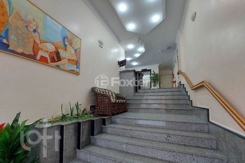 Image 11 - 435610