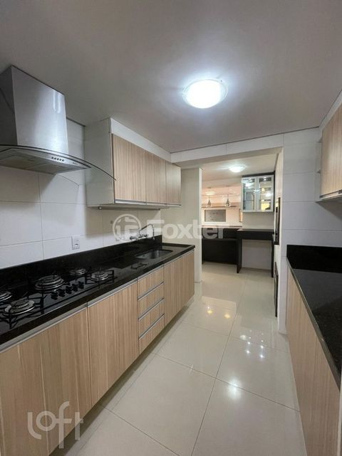 Image 3 - 440735