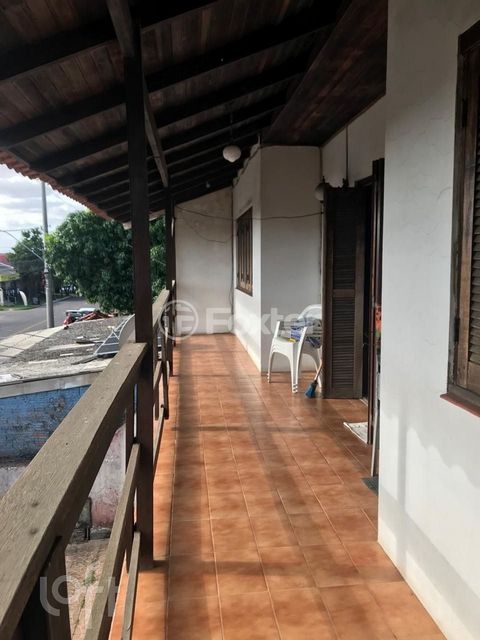 Image 15 - 443093