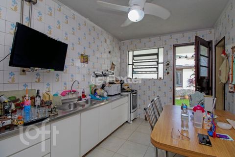Image 7 - 446182
