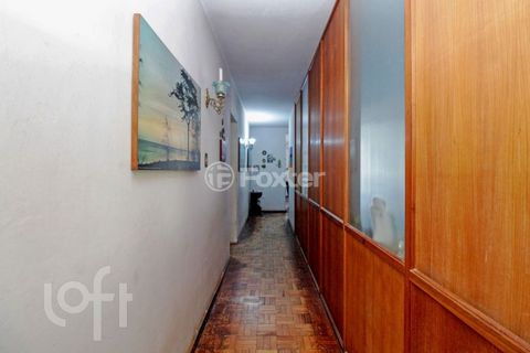 Image 17 - 446182