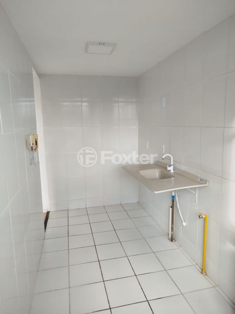 Image 6 - 446615