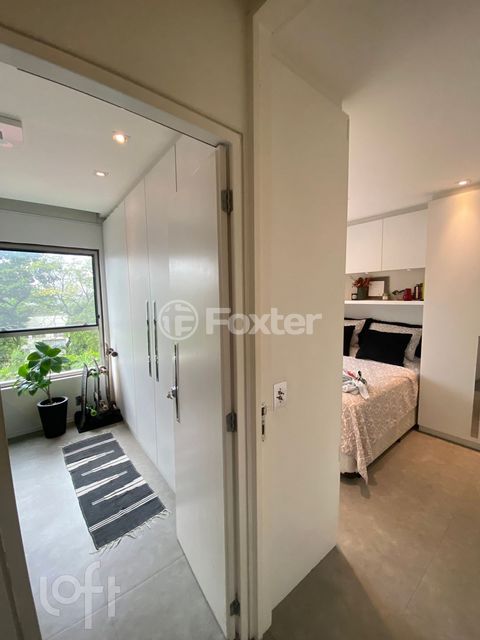 Image 13 - 449252