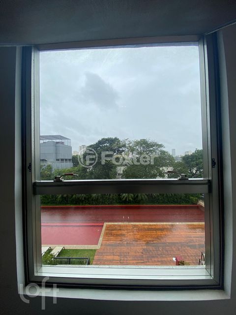 Image 11 - 449252