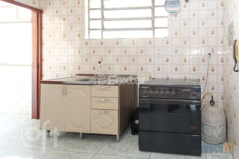 Image 17 - 449659