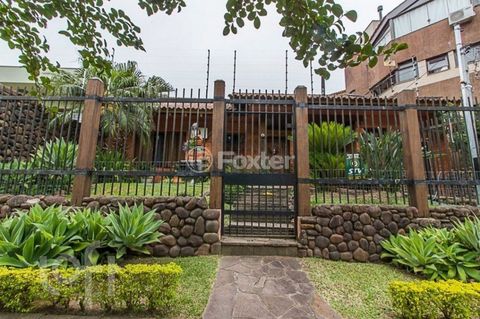 Image 18 - 450009